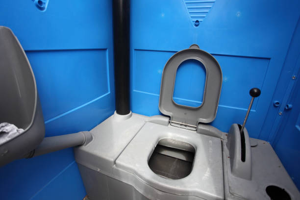 Best Porta potty delivery and setup  in Iola, WI